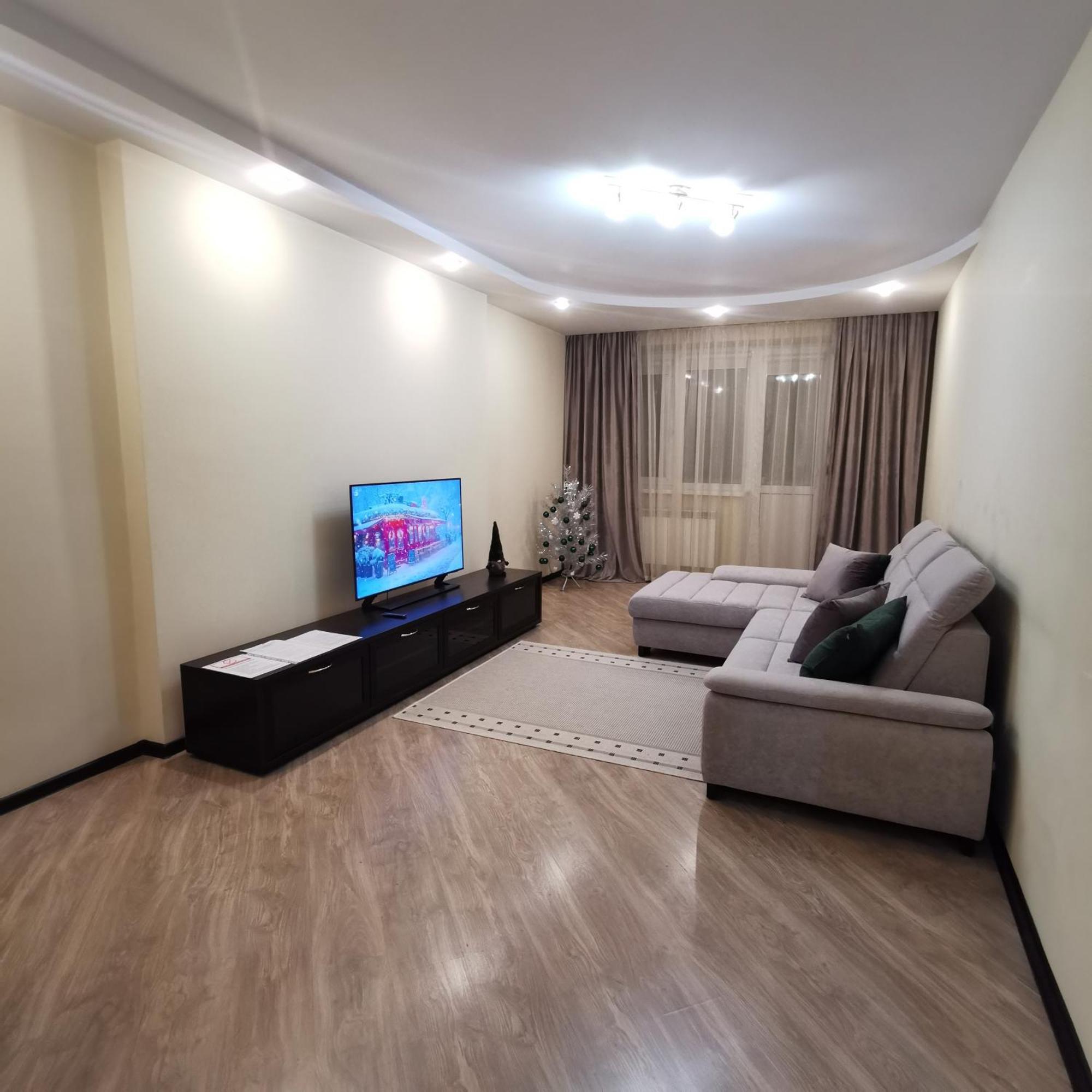 Apartment Big In Center *